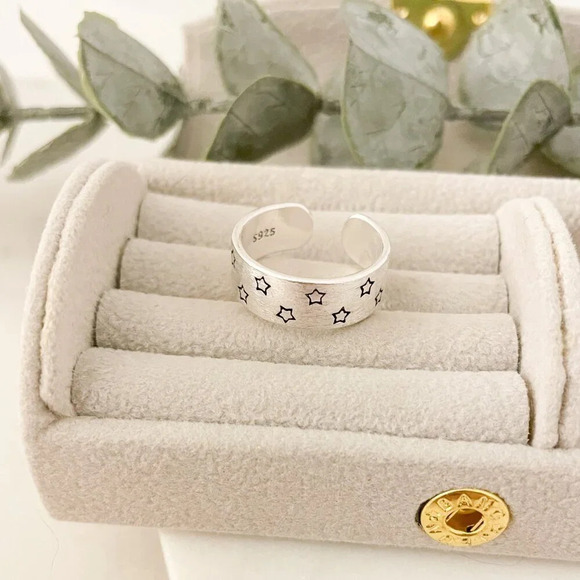 925 Sterling Silver Star Ring Textured Ring Band Celestial Star Ring Band - Picture 4 of 9